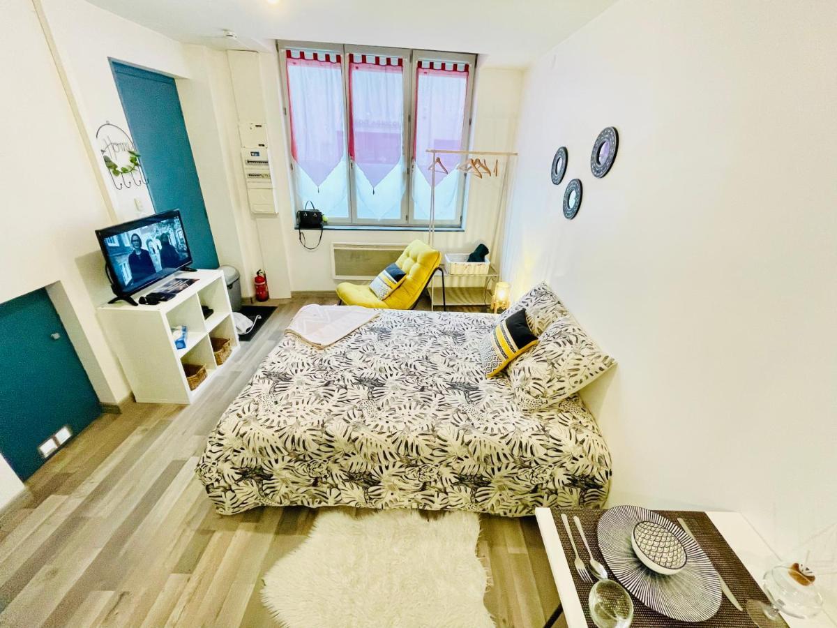 Le Colombus Apartment Sainte-Colombe  Екстериор снимка