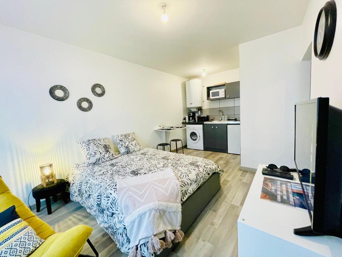 Le Colombus Apartment Sainte-Colombe  Екстериор снимка