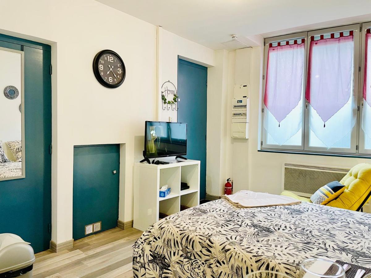 Le Colombus Apartment Sainte-Colombe  Екстериор снимка